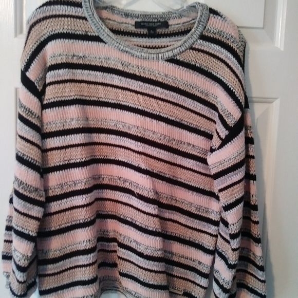 2 for $16 Nice Marc NY Sweater - Picture 5 of 5